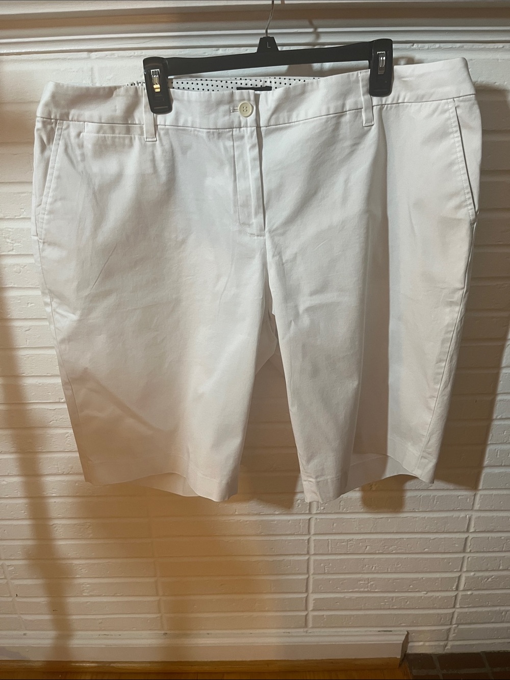 Talbots Classic White Women's Bermuda Shorts